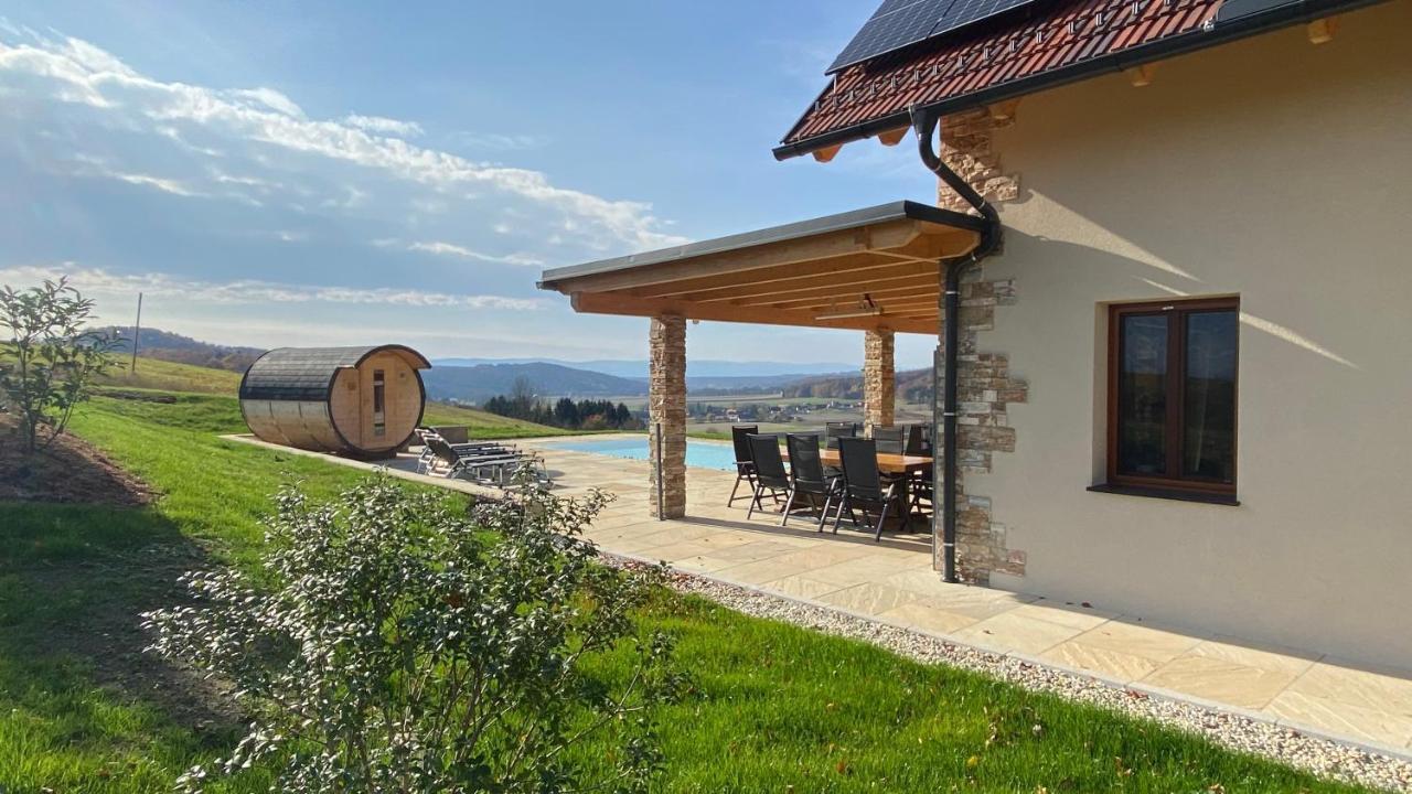 Landvilla Sinelia Premium Dietersdorf am Gnasbach Kültér fotó
